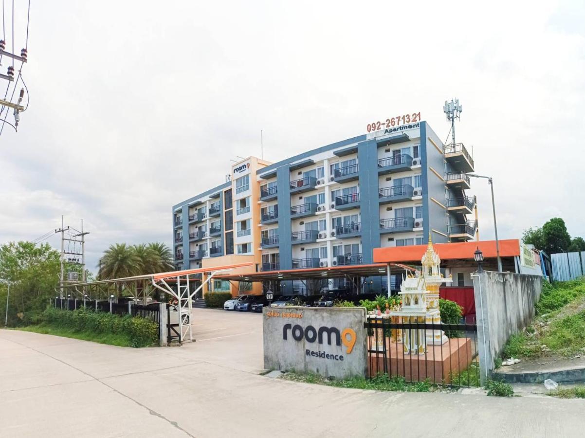 Room 9 Residence (Adults Only) Pluak Daeng Eksteriør bilde