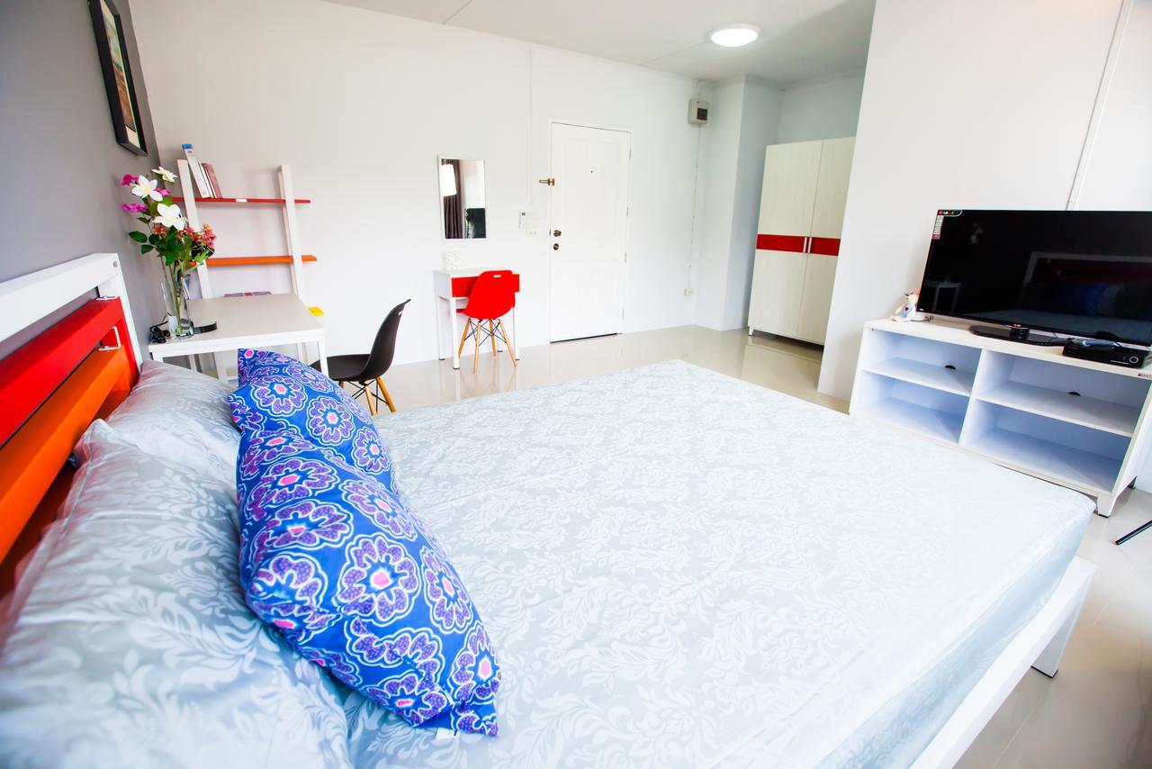 Room 9 Residence (Adults Only) Pluak Daeng Eksteriør bilde