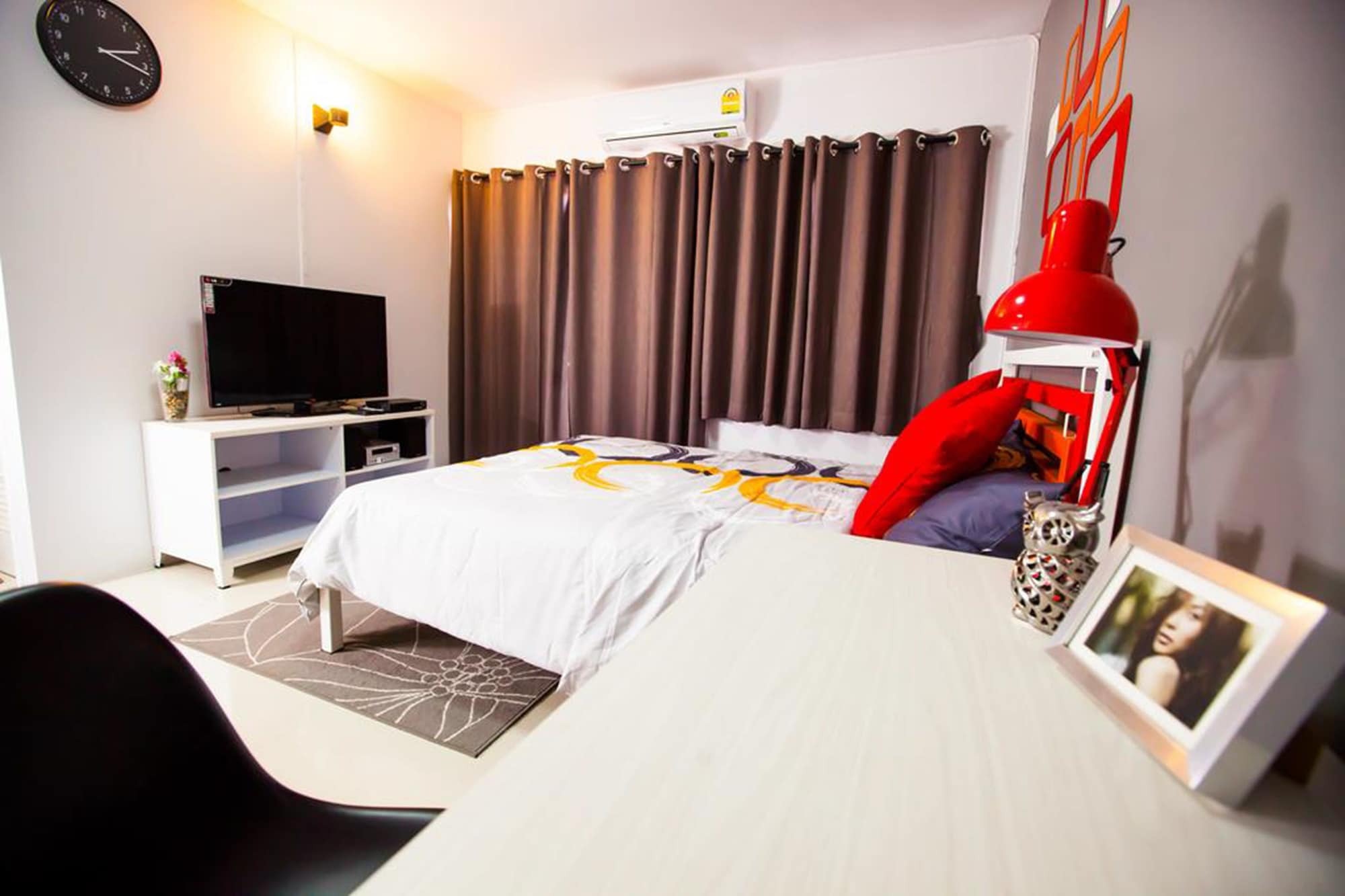 Room 9 Residence (Adults Only) Pluak Daeng Eksteriør bilde